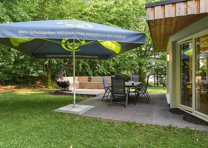 Hotel 4-person Bungalow In The Holiday Park Landal Hochwald