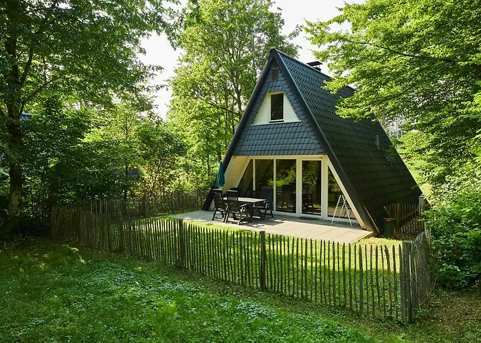 Hotel 4-person Bungalow In The Holiday Park Landal Hochwald *