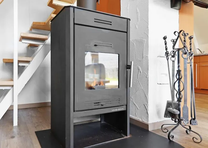 4-person Bungalow In The Holiday Park Landal Hochwald *